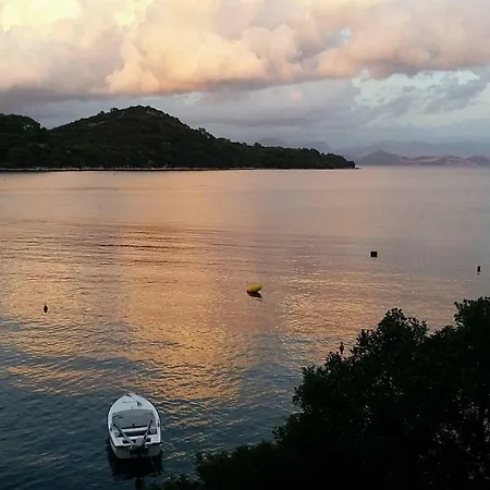Mljet 4you - House Ferienhaus *
